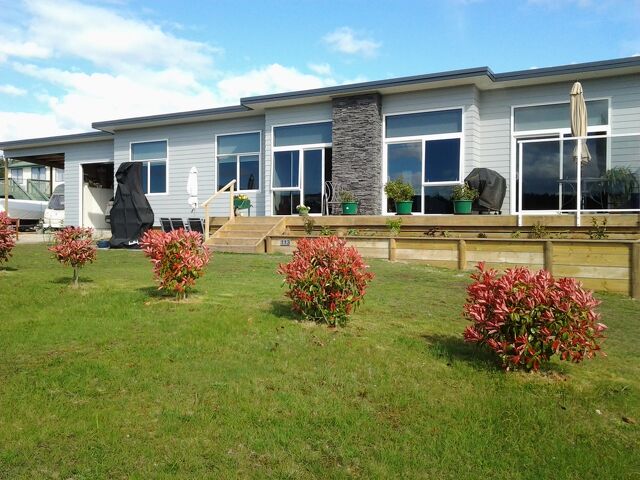 122m² + 28m² Garage Onsite